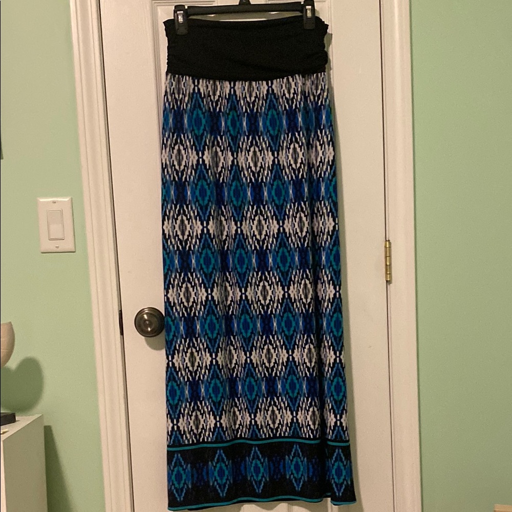 NEW Apt. 9 Black & Blue Maxi Skirt
